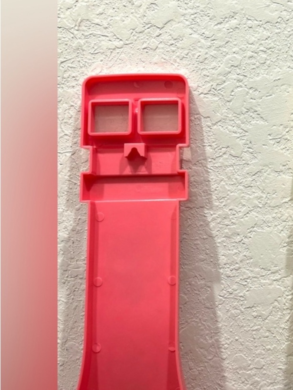 Hello Kitty and Friends Pink Wall Watch Clock - Picture 11 of 12
